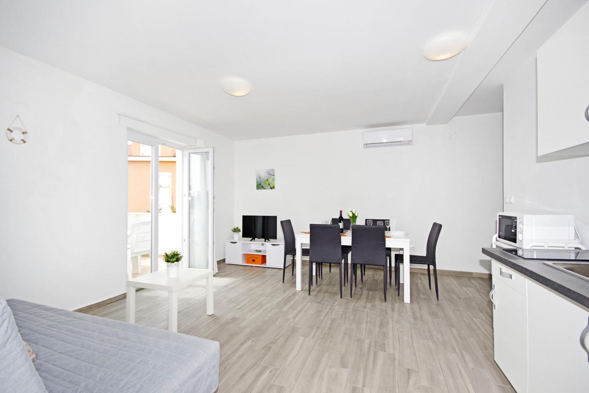 Apartments Frado Novalja Kültér fotó
