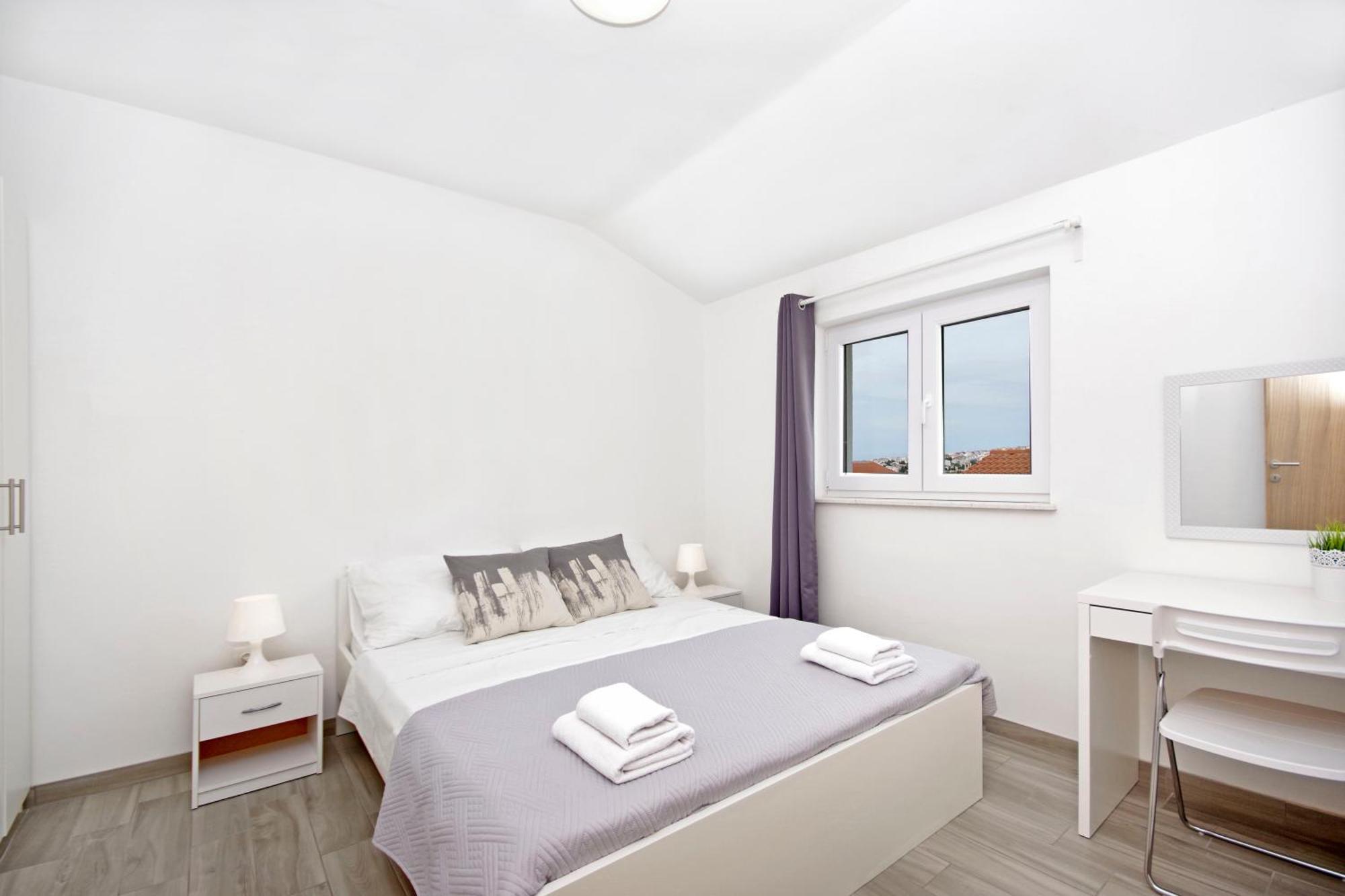 Apartments Frado Novalja Kültér fotó
