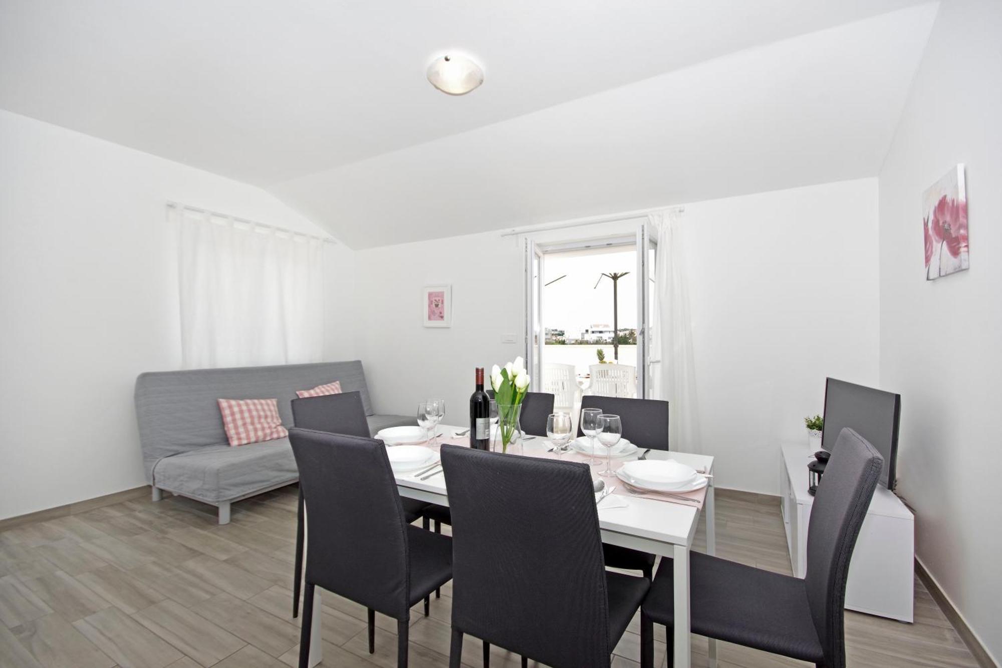 Apartments Frado Novalja Kültér fotó