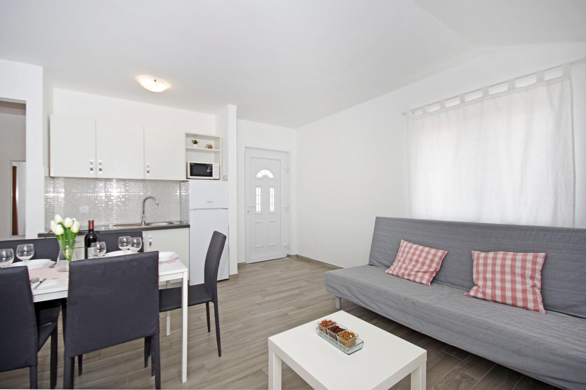 Apartments Frado Novalja Kültér fotó